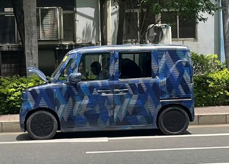 比亚迪K-Car微型车谍照曝光，瞄准日本市场